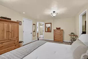 159 Princeville Dr, Eagle Point, OR 97524 - Photo 39