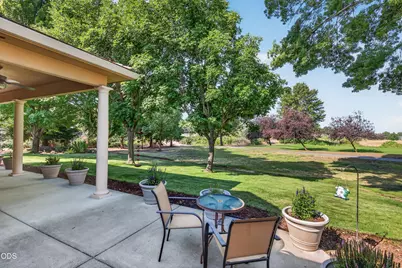 159 Princeville Drive, Eagle Point, OR 97524 - Photo 47