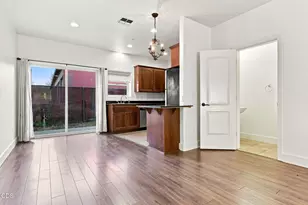 2210 E Barnett Rd, Medford, OR 97504 - Photo 7