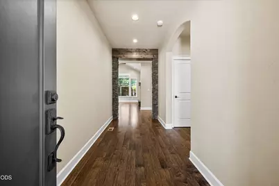 20819 Tamar Lane, Bend, OR 97702 - Photo 3