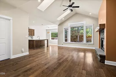 20819 Tamar Lane, Bend, OR 97702 - Photo 5