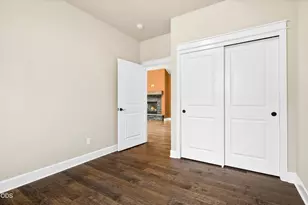20819 Tamar Ln, Bend, OR 97702 - Photo 15