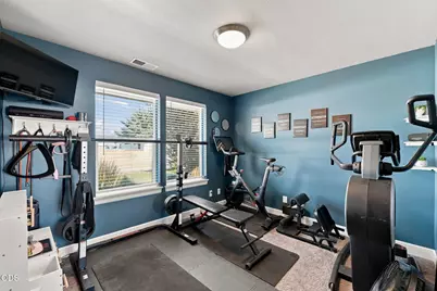 1943 NE 5th Street, Redmond, OR 97756 - Photo 23
