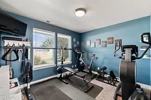 1943 NE 5th St, Redmond, OR 97756 - Photo 23