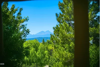 2044 NE Altura Drive, Bend, OR 97701 - Photo 69