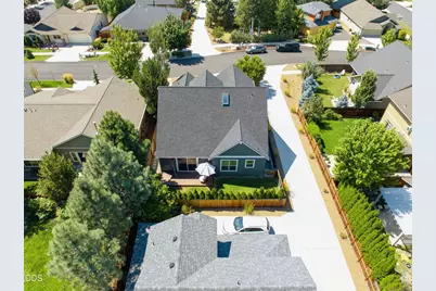 2044 NE Altura Drive, Bend, OR 97701 - Photo 59