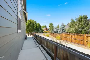 2044 NE Altura Dr, Bend, OR 97701 - Photo 51