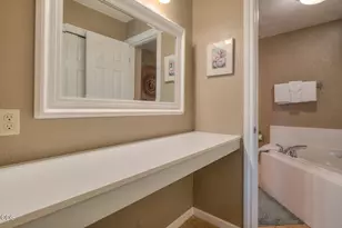 17636 Tennis Village Ct, Sunriver, OR 97707 - Photo 21