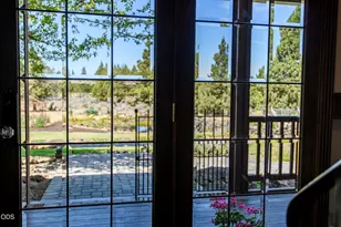 60475 Dakota Trail, Bend, OR 97702 - Photo 9