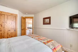 17051 Upland Rd, Bend, OR 97707 - Photo 21