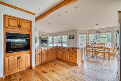 17051 Upland Road, Bend, OR 97707 - Photo 9