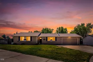 942 NW Maple Ct, Redmond, OR 97756 - Photo 1