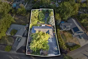 1537 Moon Terrace, Medford, OR 97504 - Photo 35