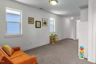 20265 Hufflepuff Ct, Bend, OR 97702 - Photo 17