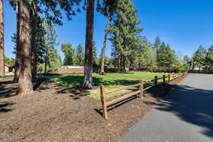 20265 Hufflepuff Ct, Bend, OR 97702 - Photo 31