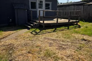 300 S Columbus Ave, Medford, OR 97501 - Photo 21