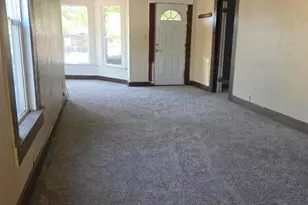 300 S Columbus Ave, Medford, OR 97501 - Photo 5
