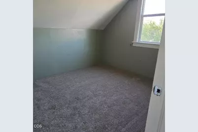 300 S Columbus Avenue, Medford, OR 97501 - Photo 13