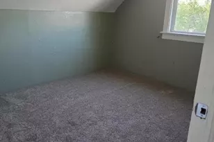 300 S Columbus Ave, Medford, OR 97501 - Photo 13