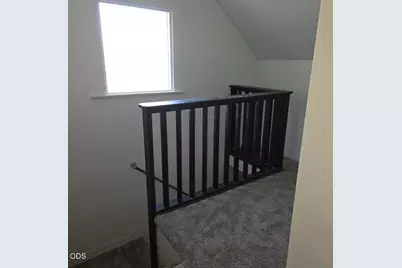 300 S Columbus Avenue, Medford, OR 97501 - Photo 15