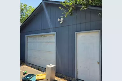 298 S Columbus Avenue, Medford, OR 97501 - Photo 11