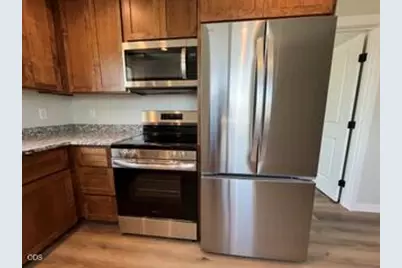 [Address not provided], Central Point, OR 97502 - Photo 19