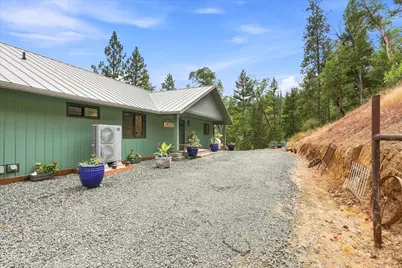 3257 Sardine Creek Road, Gold Hill, OR 97525 - Photo 5