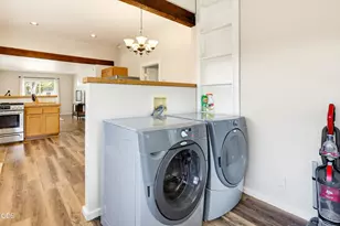 604 S Ivy St, Medford, OR 97501 - Photo 13