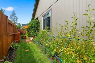 681 N Mdw Ln, Sisters, OR 97759 - Photo 17