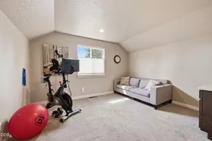 681 N Mdw Ln, Sisters, OR 97759 - Photo 15