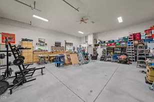 16780 Sun Country Dr, Bend, OR 97707 - Photo 25
