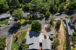 2200 Mayfield Dr, Grants Pass, OR 97527 - Photo 41