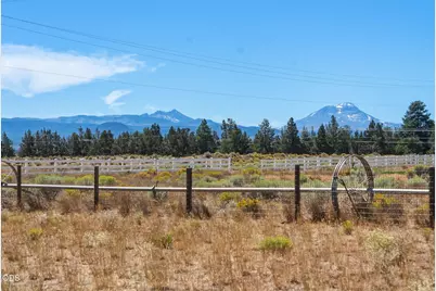 67050 Gist Road, Bend, OR 97703 - Photo 41