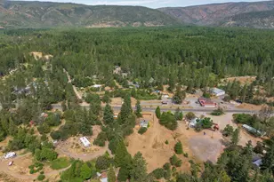 33105 Redwood Hwy, Cave Junction, OR 97523 - Photo 11