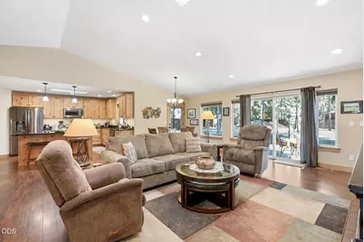 17024 Kingsburg Road, Bend, OR 97707 - Photo 7