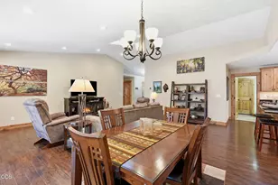 17024 Kingsburg Rd, Bend, OR 97707 - Photo 11
