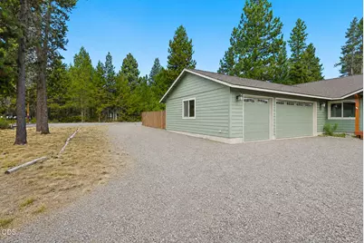 17024 Kingsburg Road, Bend, OR 97707 - Photo 3