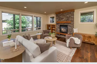 60970 Woods Valley Place, Bend, OR 97702 - Photo 7