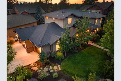 60970 Woods Valley Place, Bend, OR 97702 - Photo 3