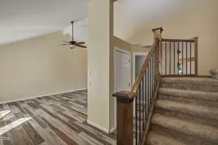 3138 NE Richmond Ct, Bend, OR 97701 - Photo 7