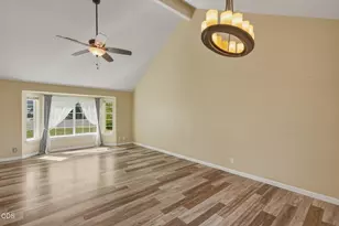 3138 NE Richmond Ct, Bend, OR 97701 - Photo 11