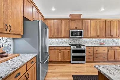 60822 Cobblestone Place, Bend, OR 97702 - Photo 17