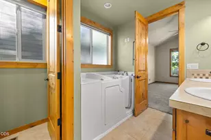 60822 Falcon Pointe Ln, Bend, OR 97702 - Photo 19