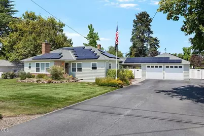 1625 Grand Avenue, Medford, OR 97504 - Photo 1