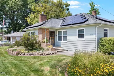 1625 Grand Avenue, Medford, OR 97504 - Photo 3