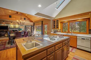 17685 Warbler W Ln, Sunriver, OR 97707 - Photo 17
