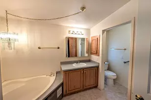 1188 NE 27th St, Bend, OR 97701 - Photo 11