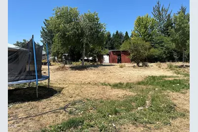 3592 Avenue H, White City, OR 97503 - Photo 9