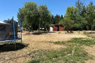 3592 Ave H, White City, OR 97503 - Photo 9