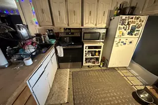 3592 Ave H, White City, OR 97503 - Photo 3